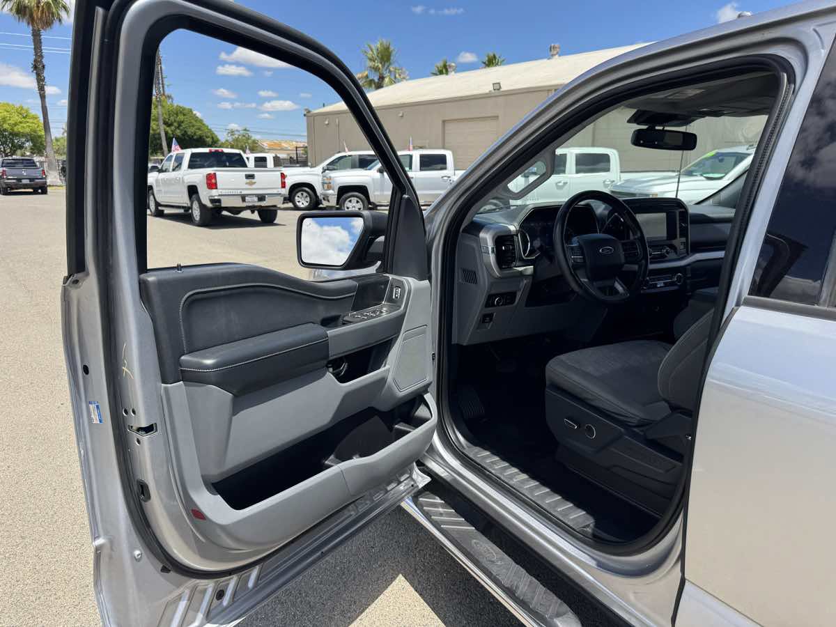 Used 2021 Ford F150 XLT w/ Equipment Group 301A Mid RWD image 21