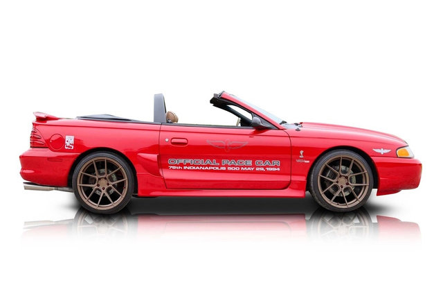Used 1994 Ford Mustang GT image 2
