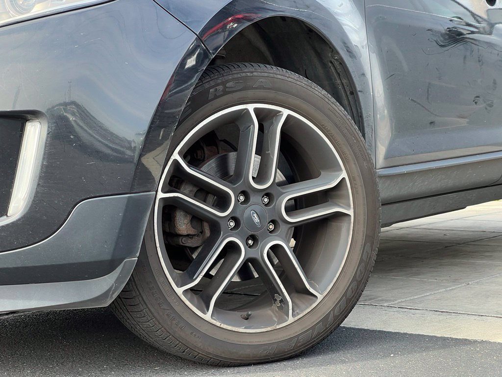 Used 2014 Ford Edge SEL w/ Canadian Touring Package AWD/4WD image 2