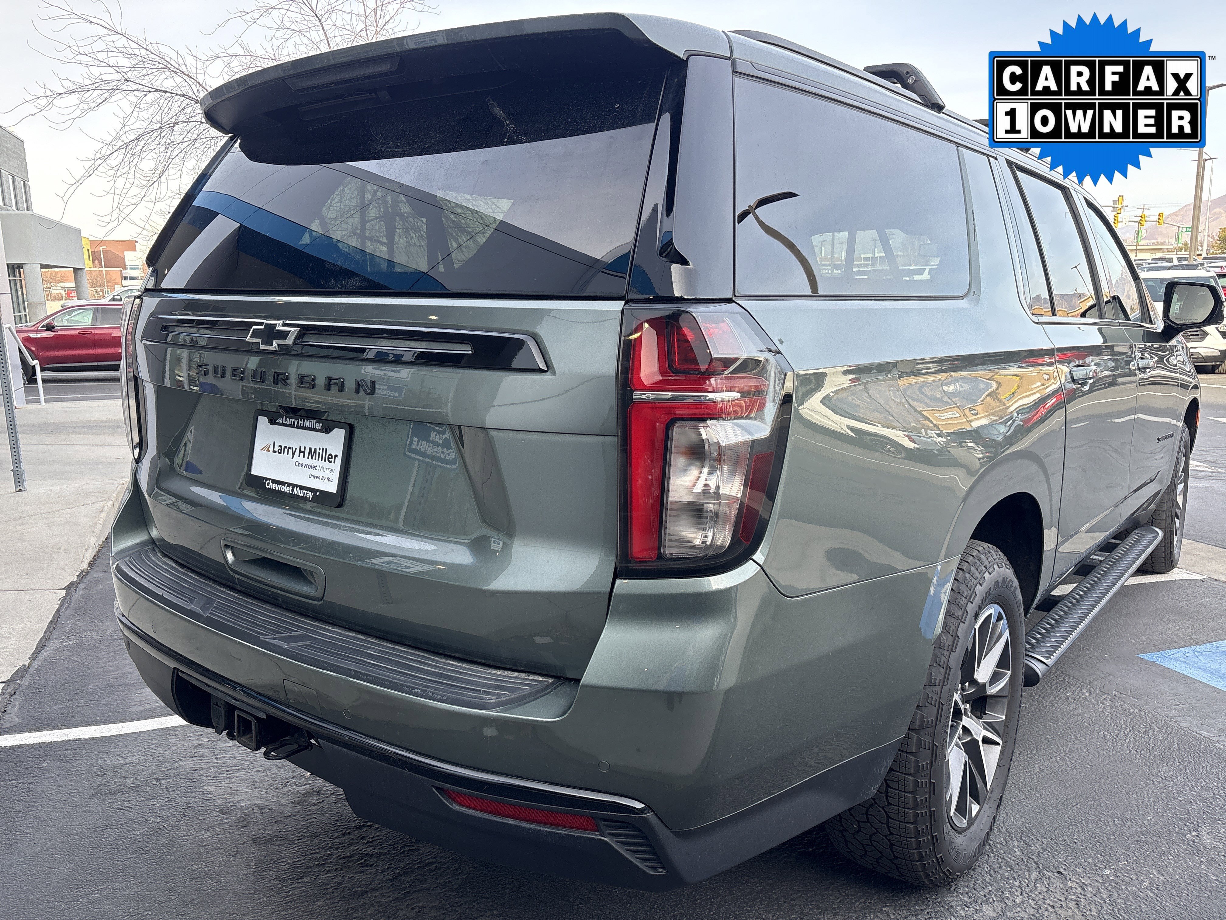 Used 2023 Chevrolet Suburban Z71 w/ Luxury Package image 6