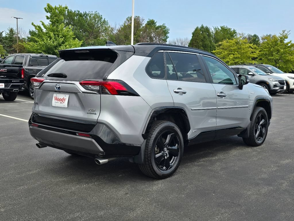 Used 2021 Toyota RAV4 XSE w/ XSE Grade Weather Package AWD/4WD image 8