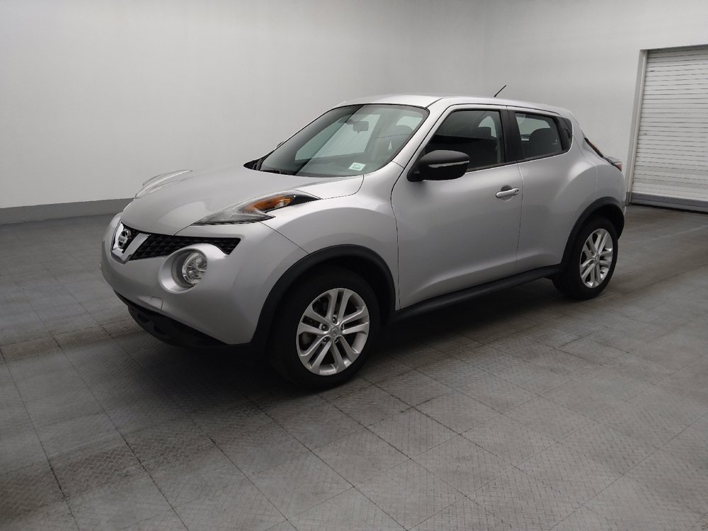Used 2016 Nissan Juke S FWD image 2