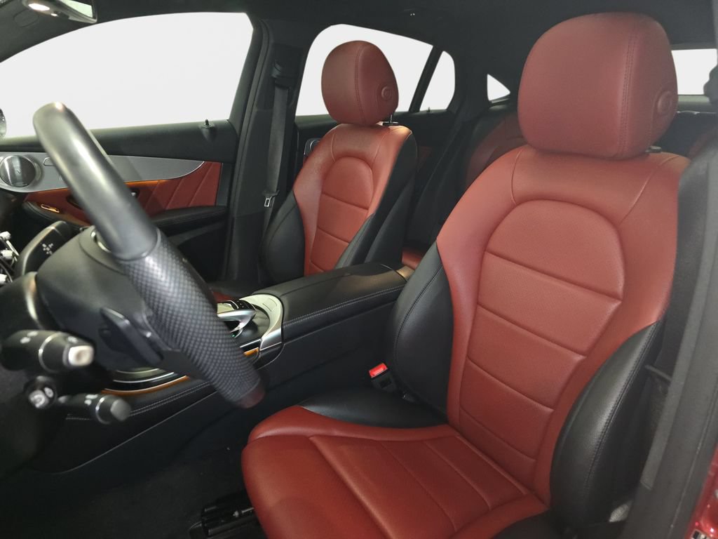 Used 2019 Mercedes-Benz GLC 300 4MATIC Coupe image 18