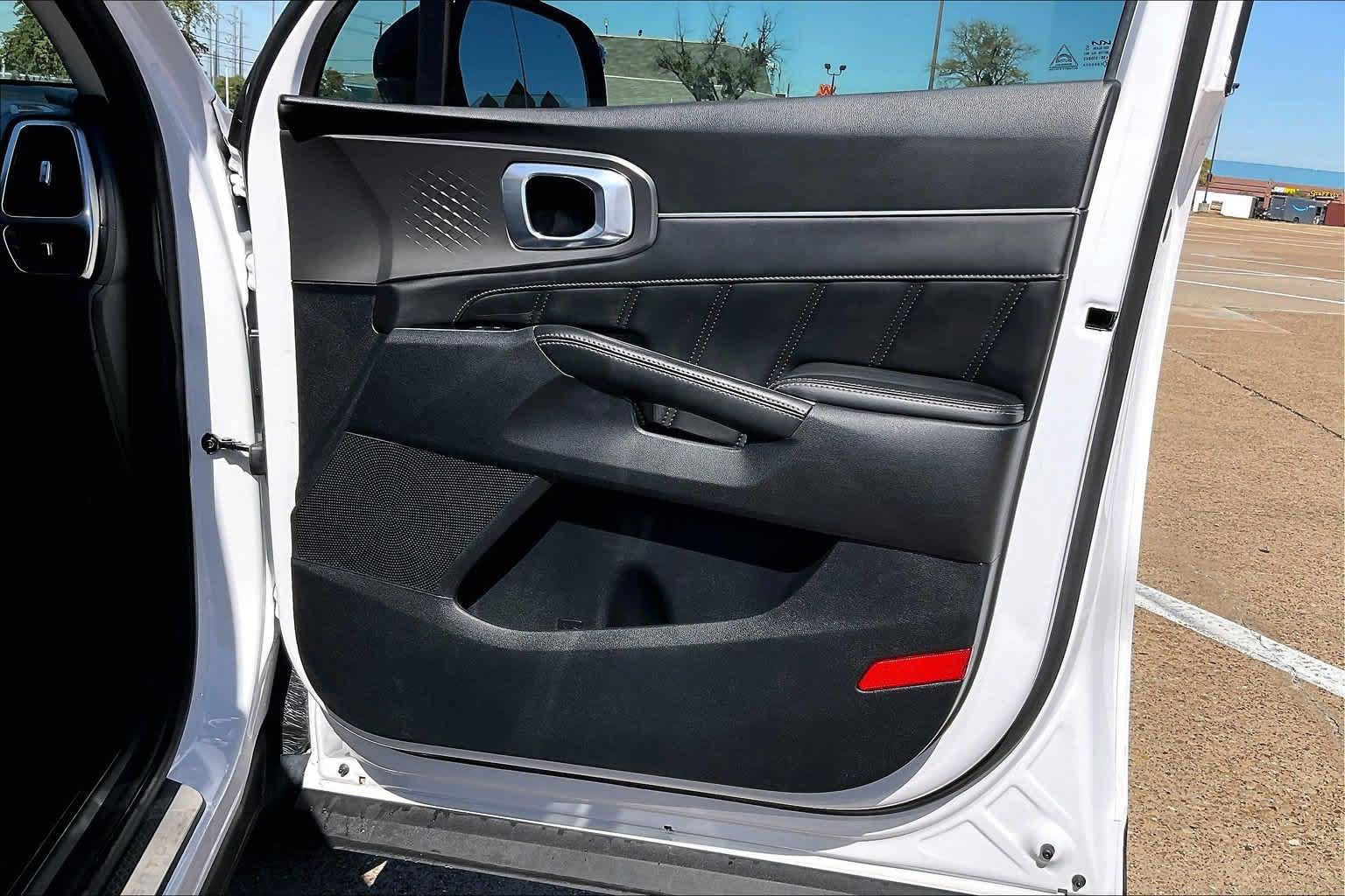 Certified 2023 Kia Sorento SX FWD image 26