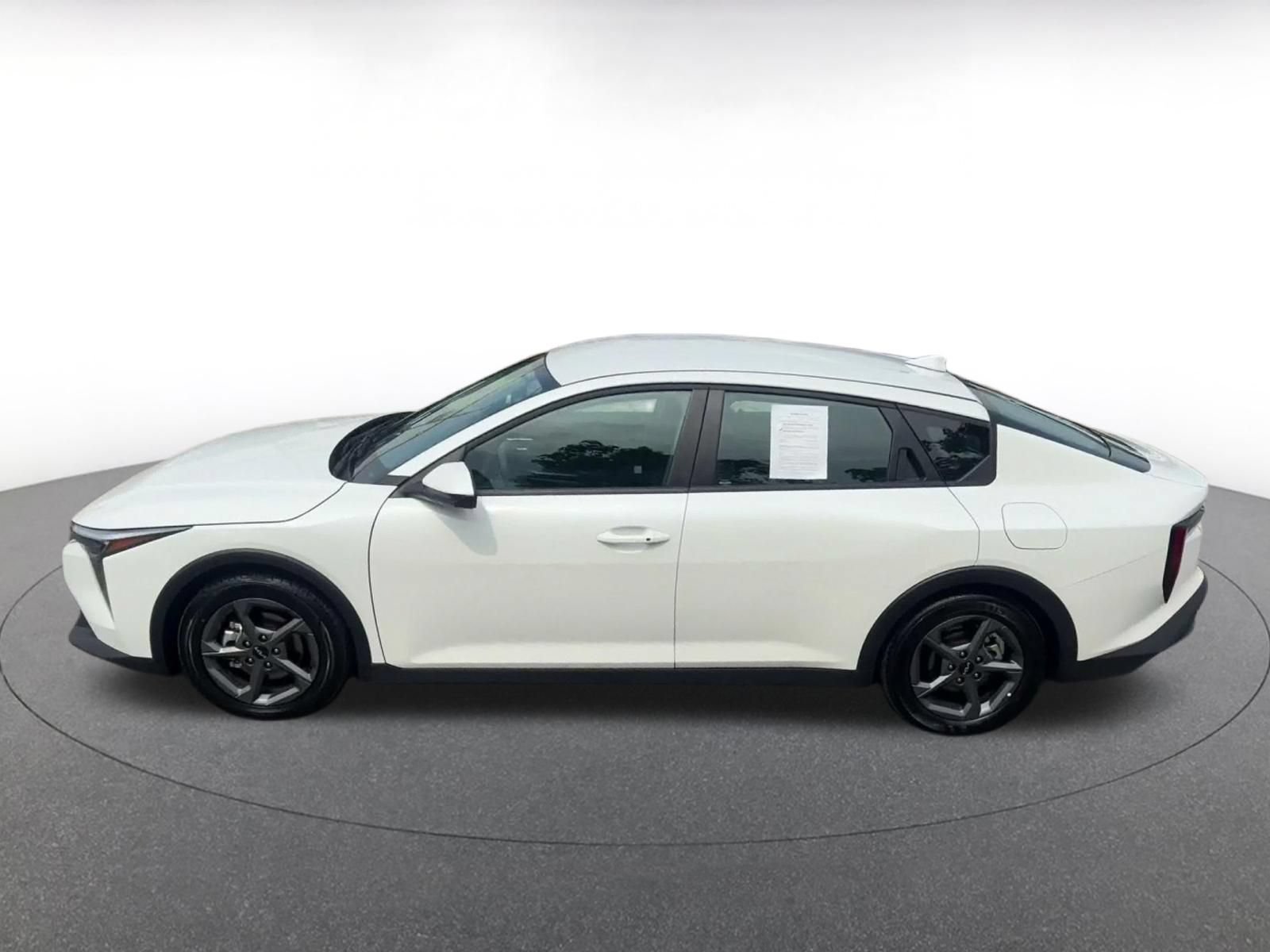Used 2026 Kia K4 FWD image 8