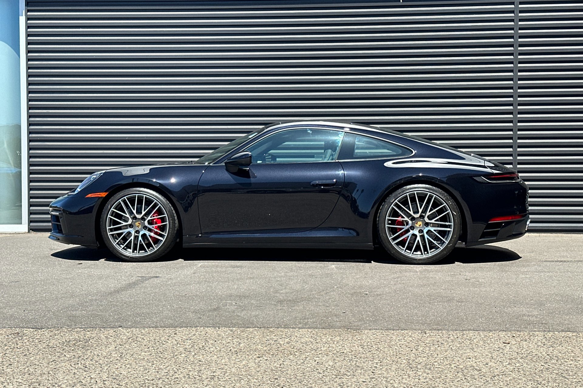 Used 2024 Porsche 911 Carrera S image 2