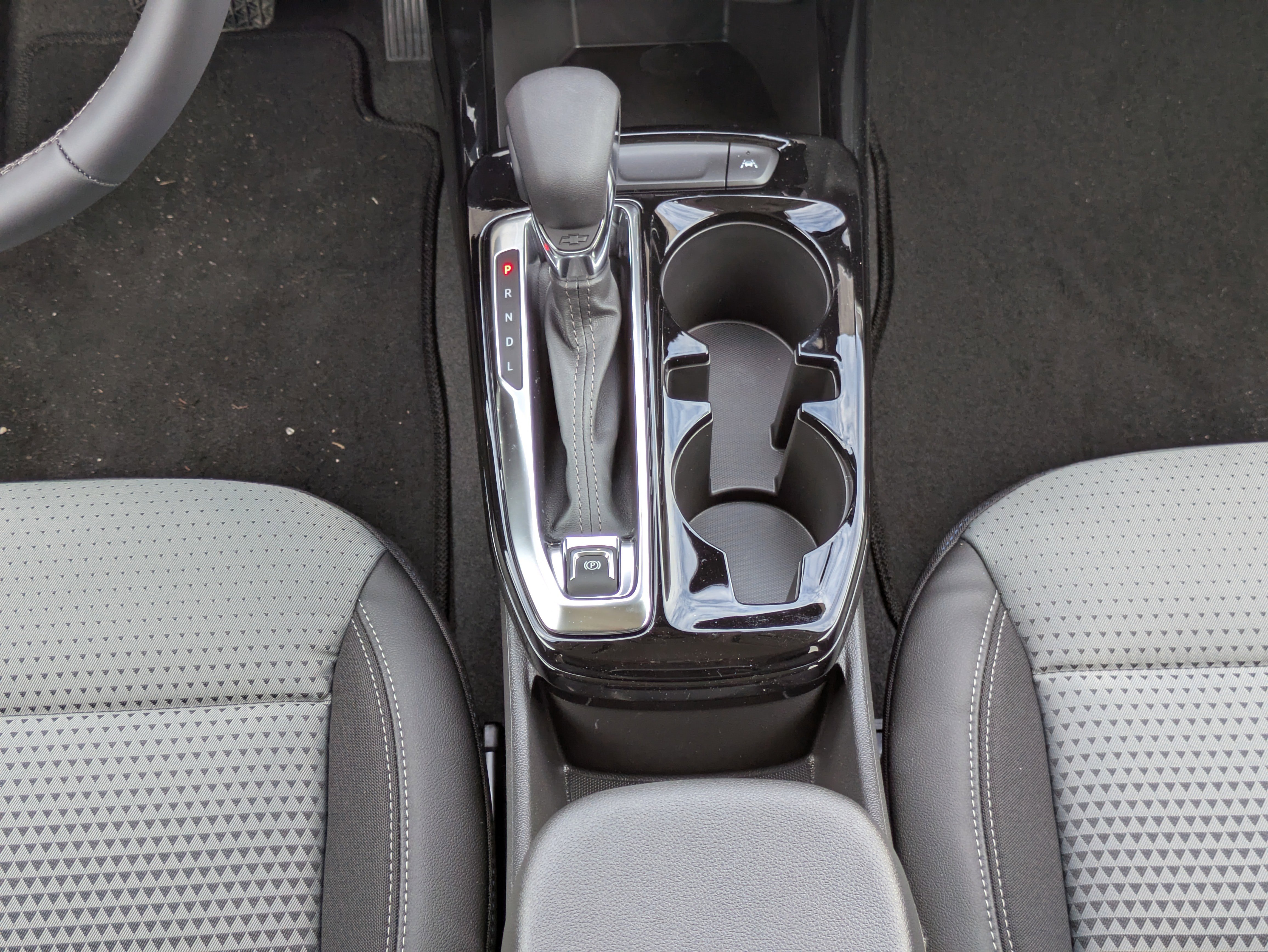 New 2025 Chevrolet Trax LT w/ Driver Confidence Package image 6