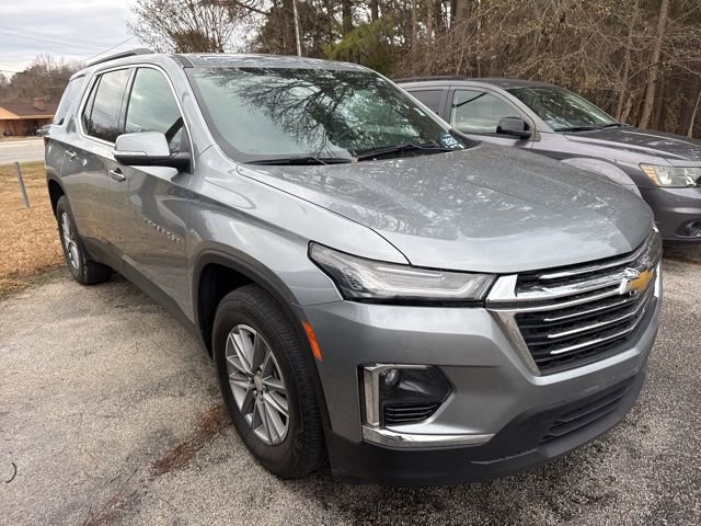 Used 2023 Chevrolet Traverse LT