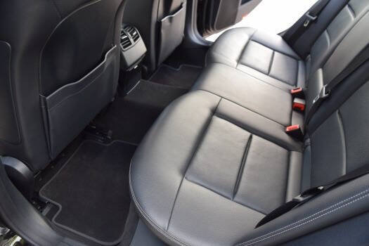 Used 2014 Mercedes-Benz E 250 BlueTEC Sedan image 43