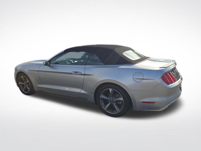 Used 2017 Ford Mustang Convertible w/ Equipment Group 051A RWD image 17