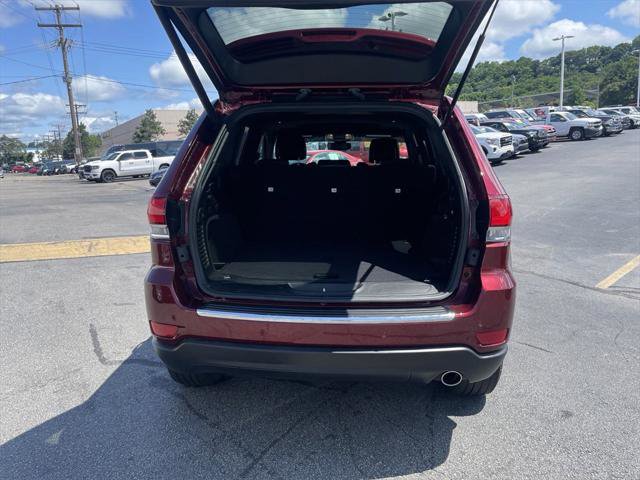 Certified 2020 Jeep Grand Cherokee Limited w/ Premium Lighting Group AWD/4WD image 13