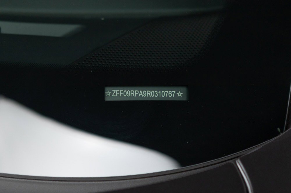 Used 2024 Ferrari Roma Spider image 31
