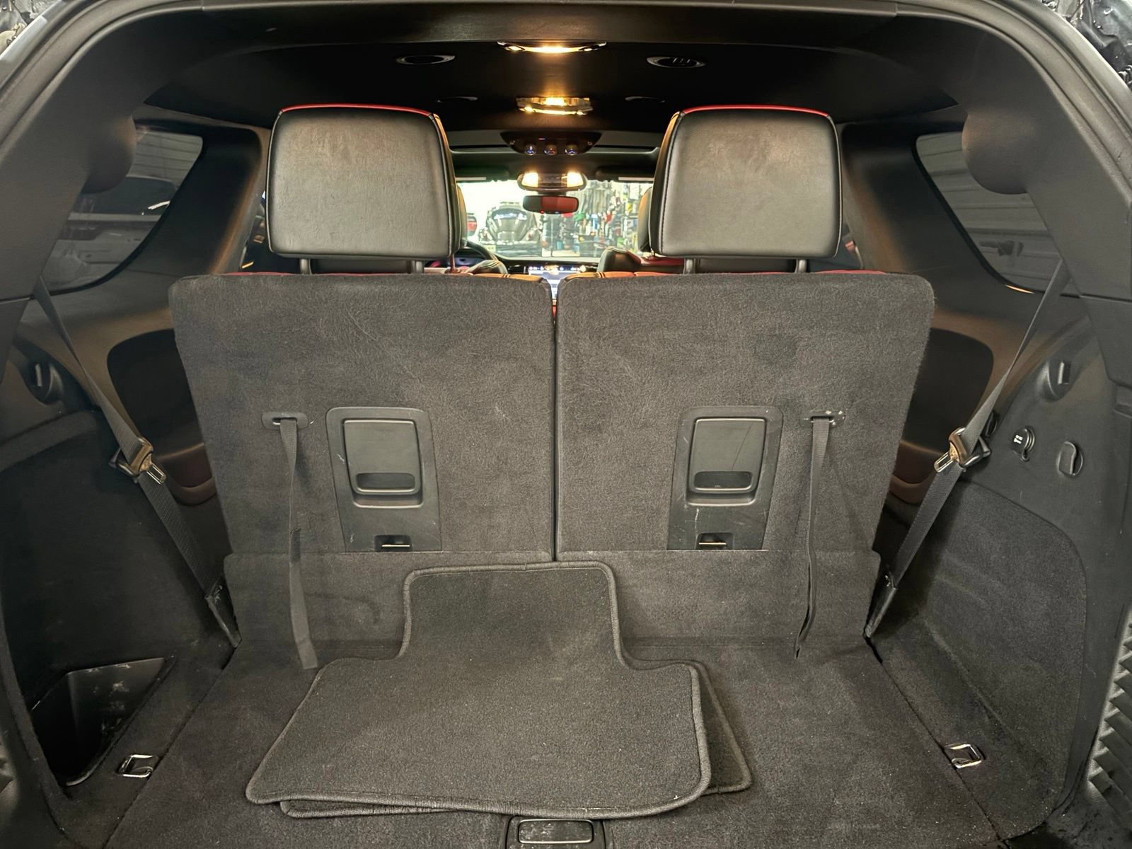 Used 2021 Dodge Durango R/T w/ Blacktop Package AWD/4WD image 36