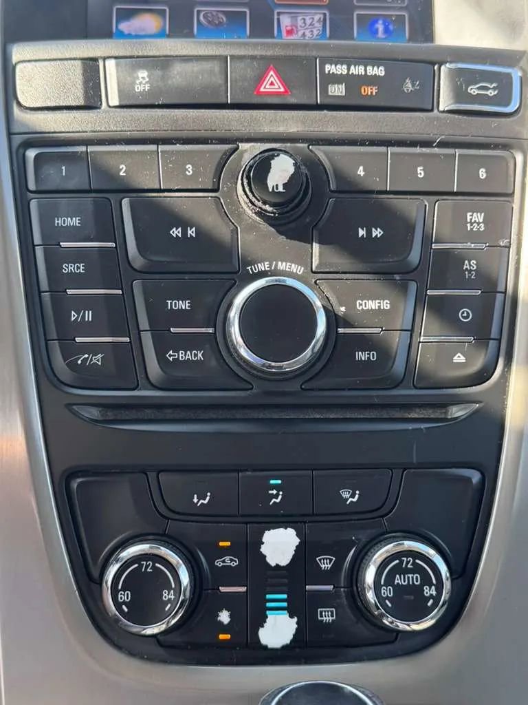 Used 2013 Buick Verano FWD image 23