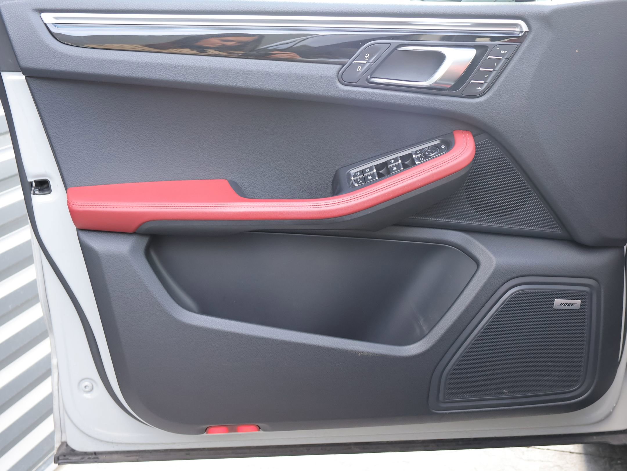 Used 2022 Porsche Macan image 14