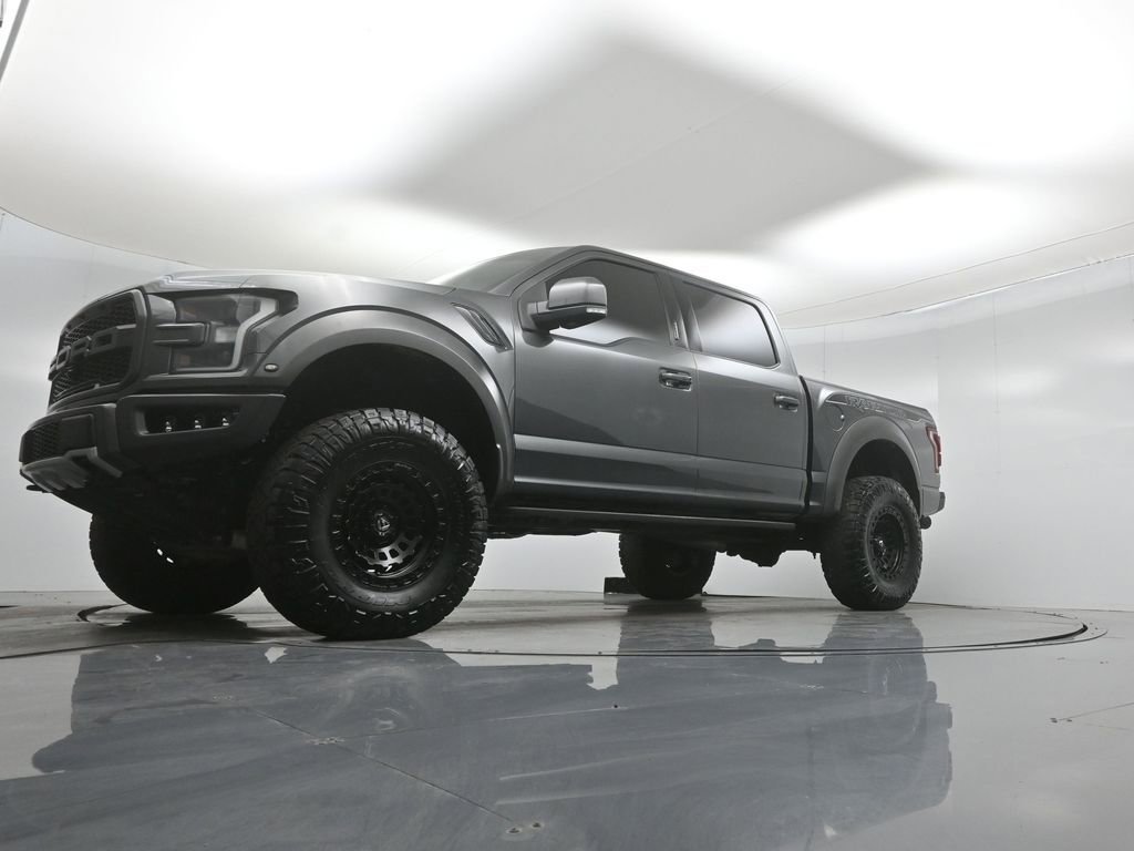 Used 2019 Ford F150 Raptor w/ Equipment Group 802A Luxury AWD/4WD image 46