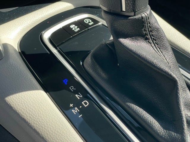 Used 2023 Toyota Corolla Cross LE w/ Moonroof Package AWD/4WD image 21