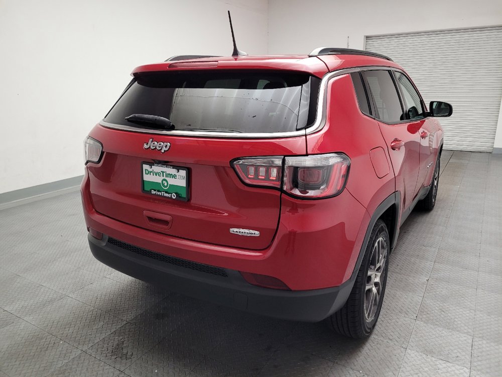 Used 2018 Jeep Compass Latitude w/ Popular Equipment Group FWD image 7