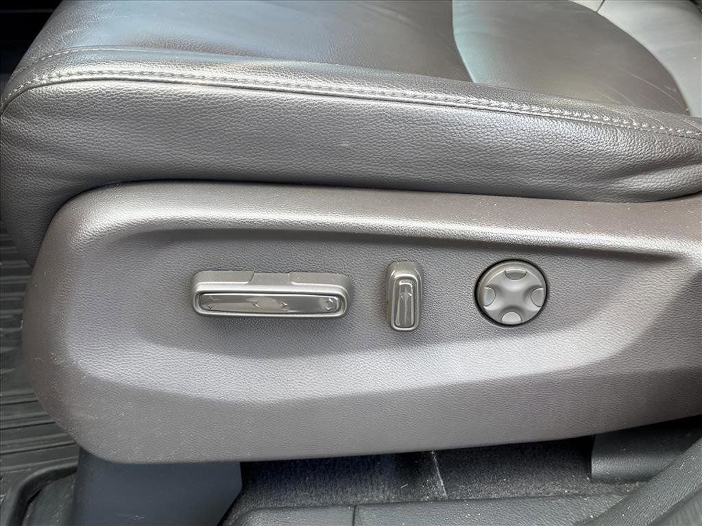 Used 2018 Honda Odyssey Touring image 23