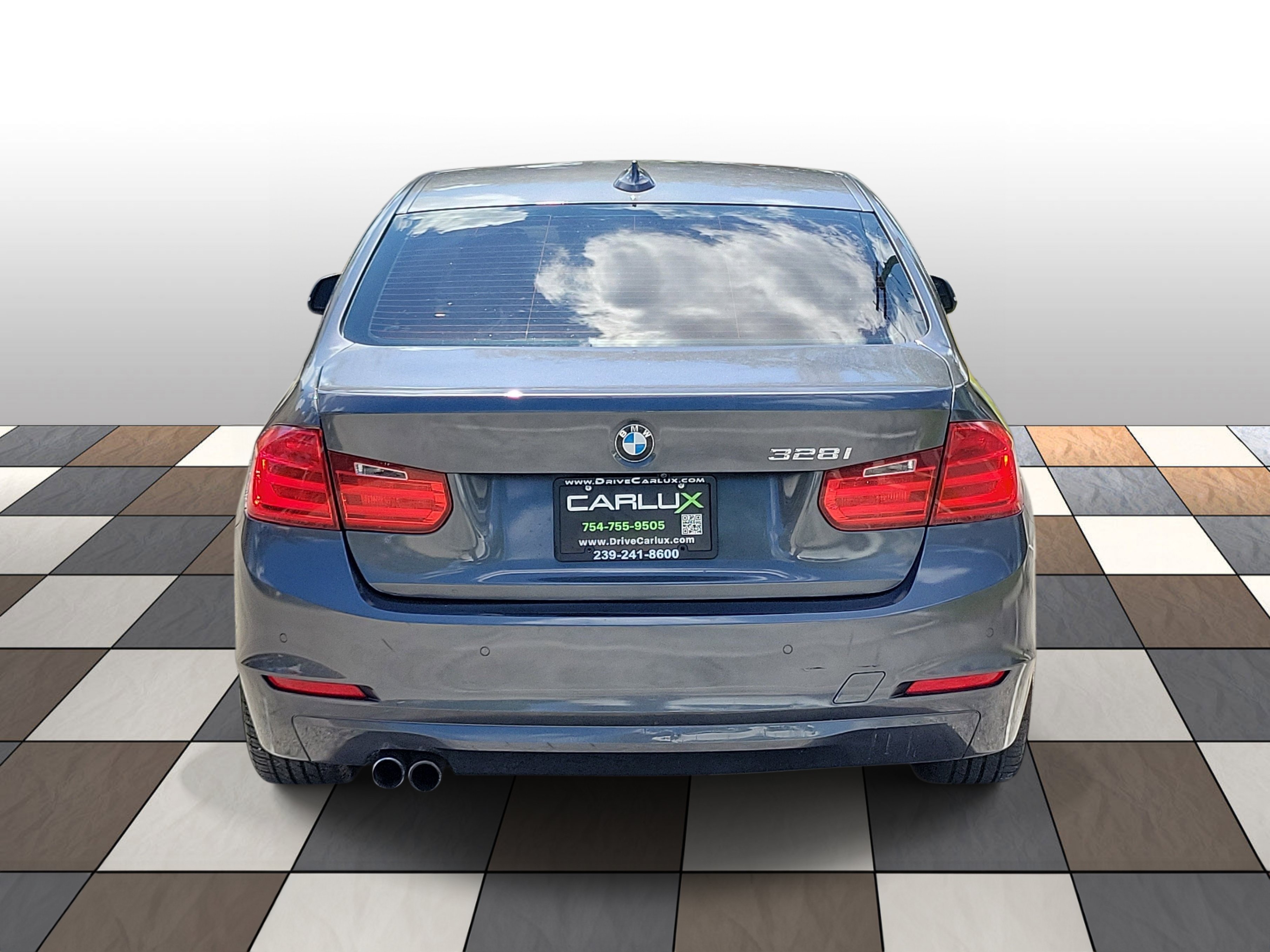 Used 2015 BMW 328i xDrive Sedan AWD/4WD image 5