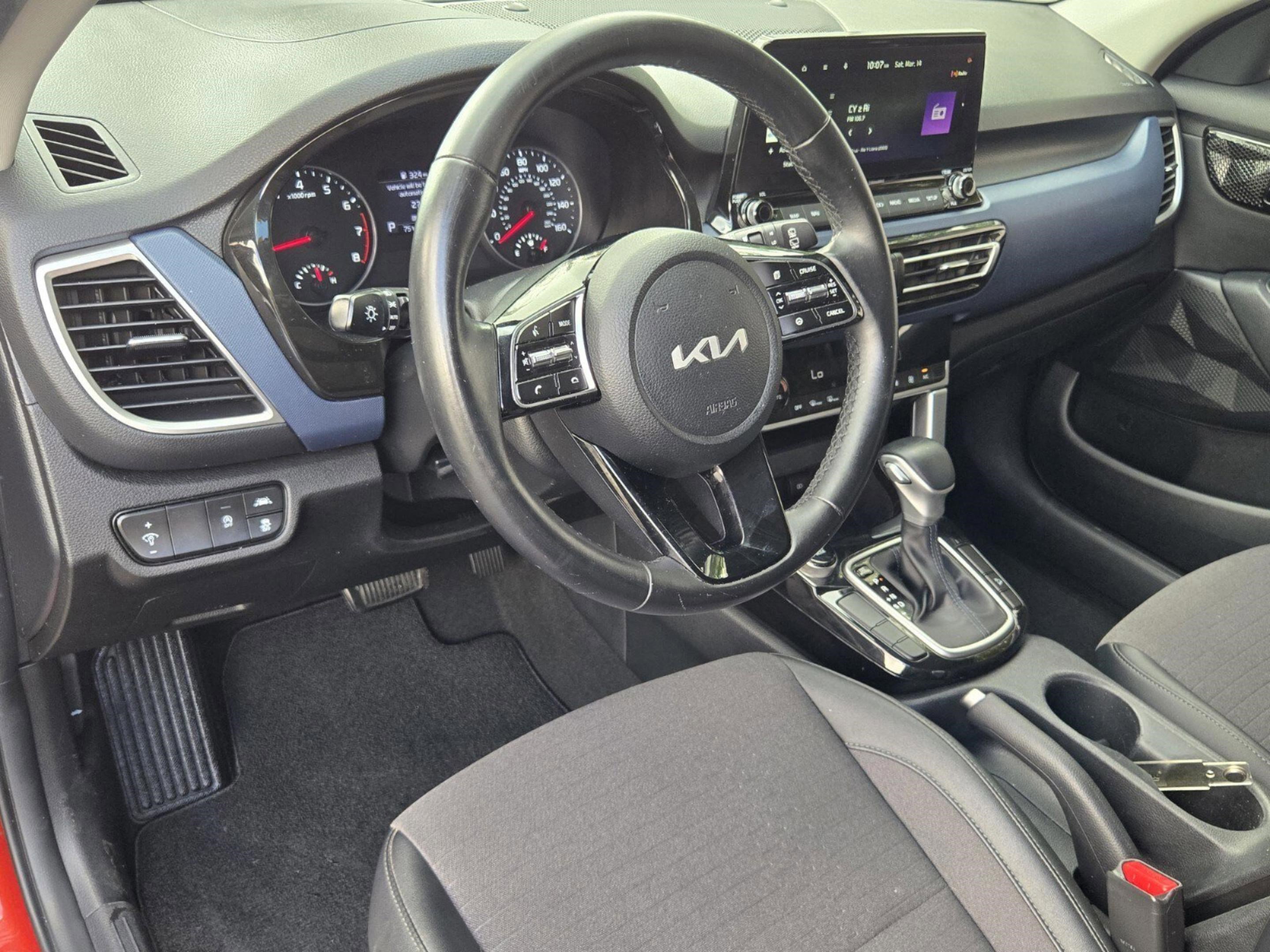 Used 2023 Kia Seltos S w/ Navigation Package image 46