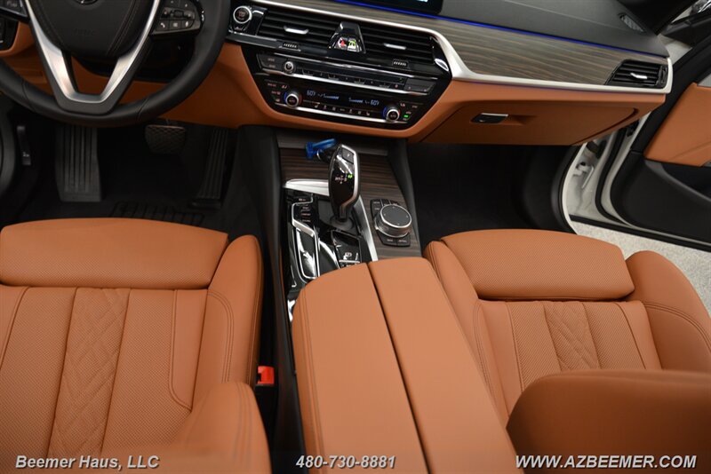 Used 2023 BMW 530i w/ Premium Package RWD image 20