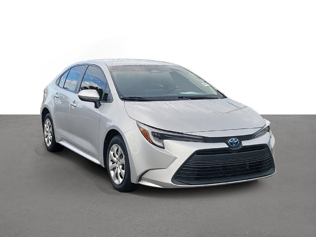 Used 2024 Toyota Corolla LE FWD image 2