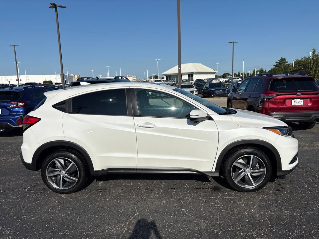 Used 2021 Honda HR-V EX image 2
