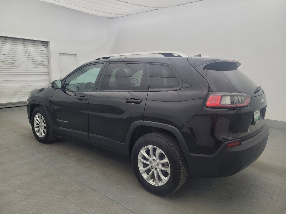 Used 2020 Jeep Cherokee Latitude FWD image 3