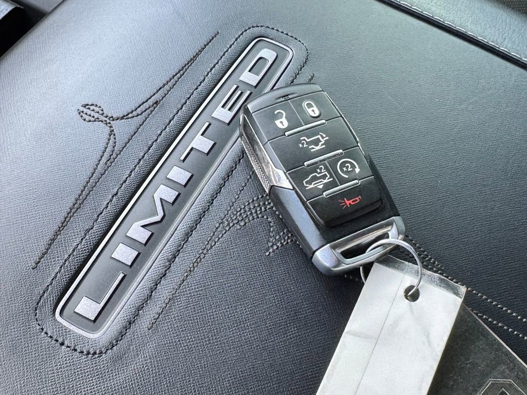Used 2022 RAM 1500 Limited w/ Cold Weather Group AWD/4WD image 35