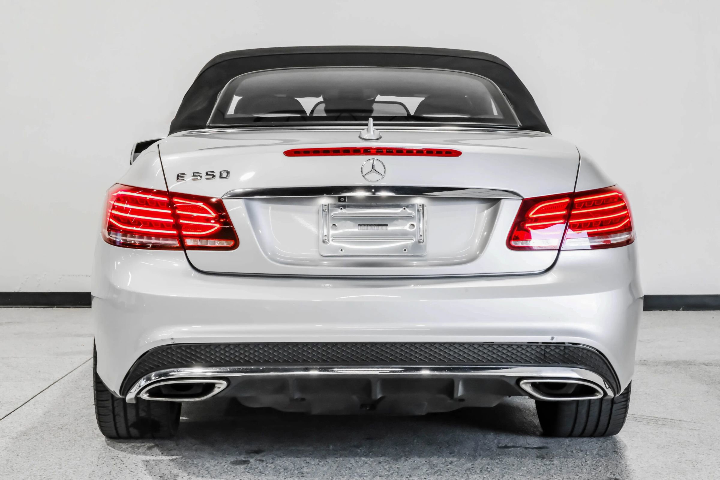 Used 2014 Mercedes-Benz E 550 Cabriolet image 9