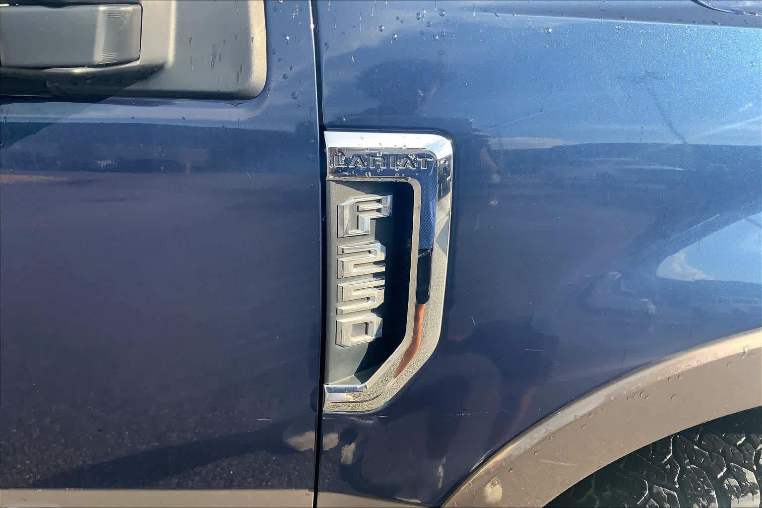 Used 2017 Ford F250 Lariat w/ Lariat Ultimate Package AWD/4WD image 10