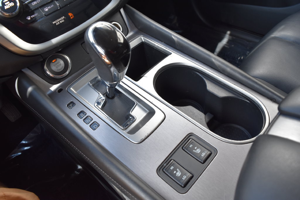 Used 2023 Nissan Murano SV FWD image 17