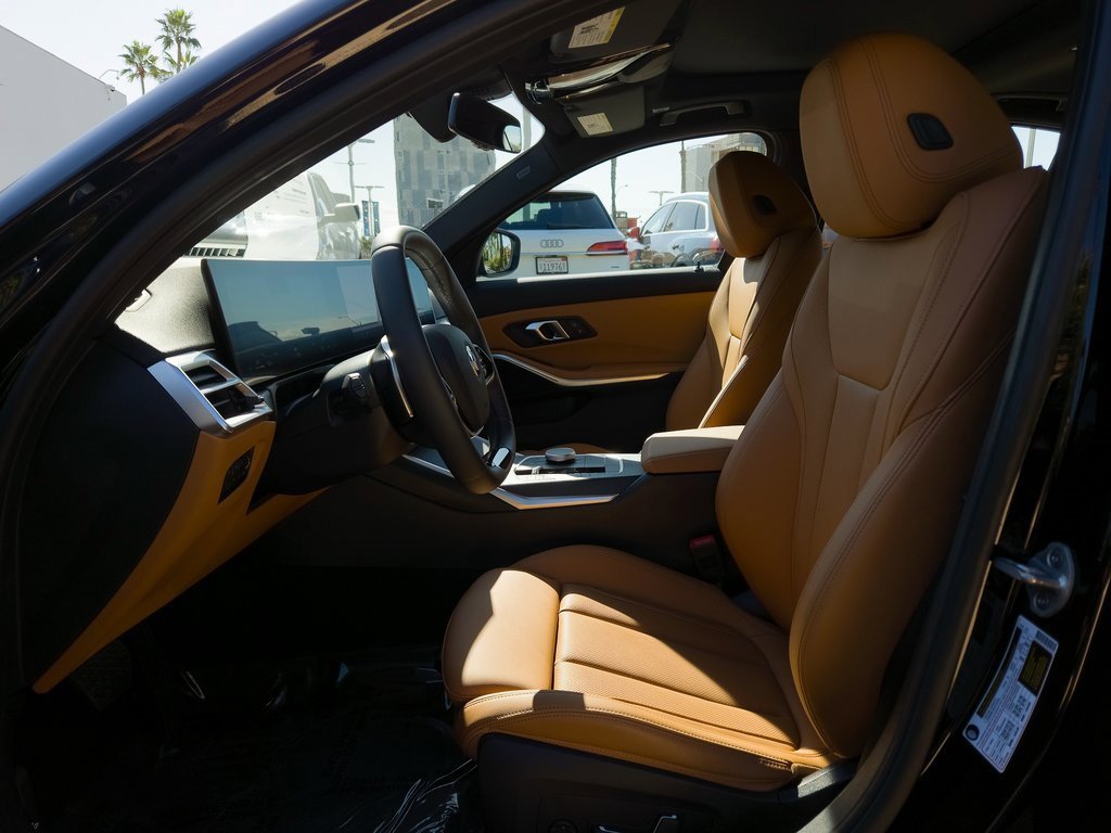 Used 2025 BMW 330i Sedan w/ Parking Assistance Package image 10