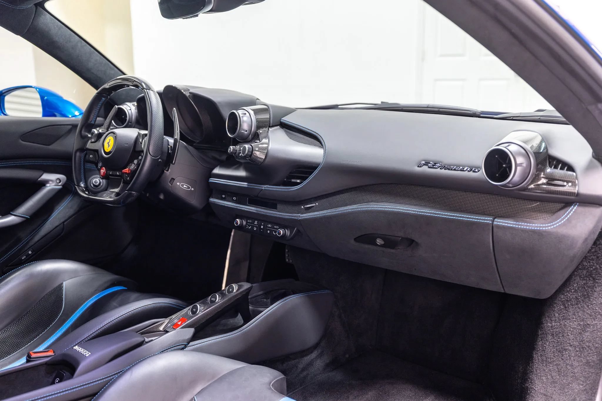 Used 2020 Ferrari F8 Tributo RWD image 36