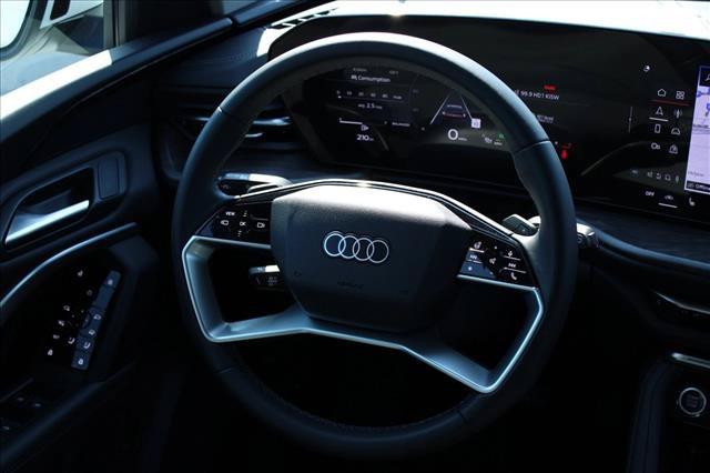Certified 2025 Audi Q5 Premium w/ Convenience Package AWD/4WD image 18