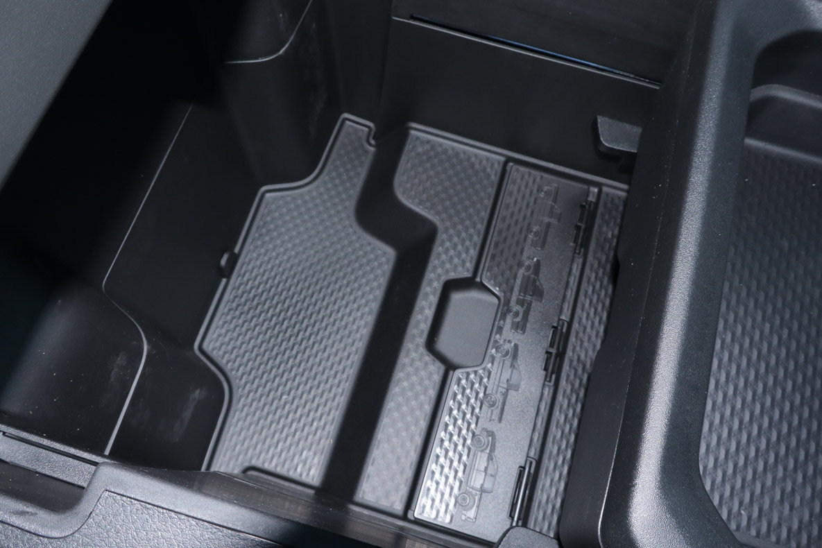 New 2027 RAM 2500 Laramie AWD/4WD image 30
