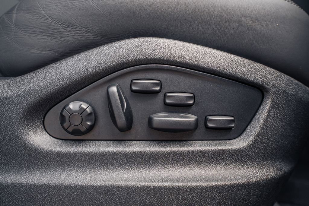 Used 2024 Porsche Cayenne Turbo GT image 35