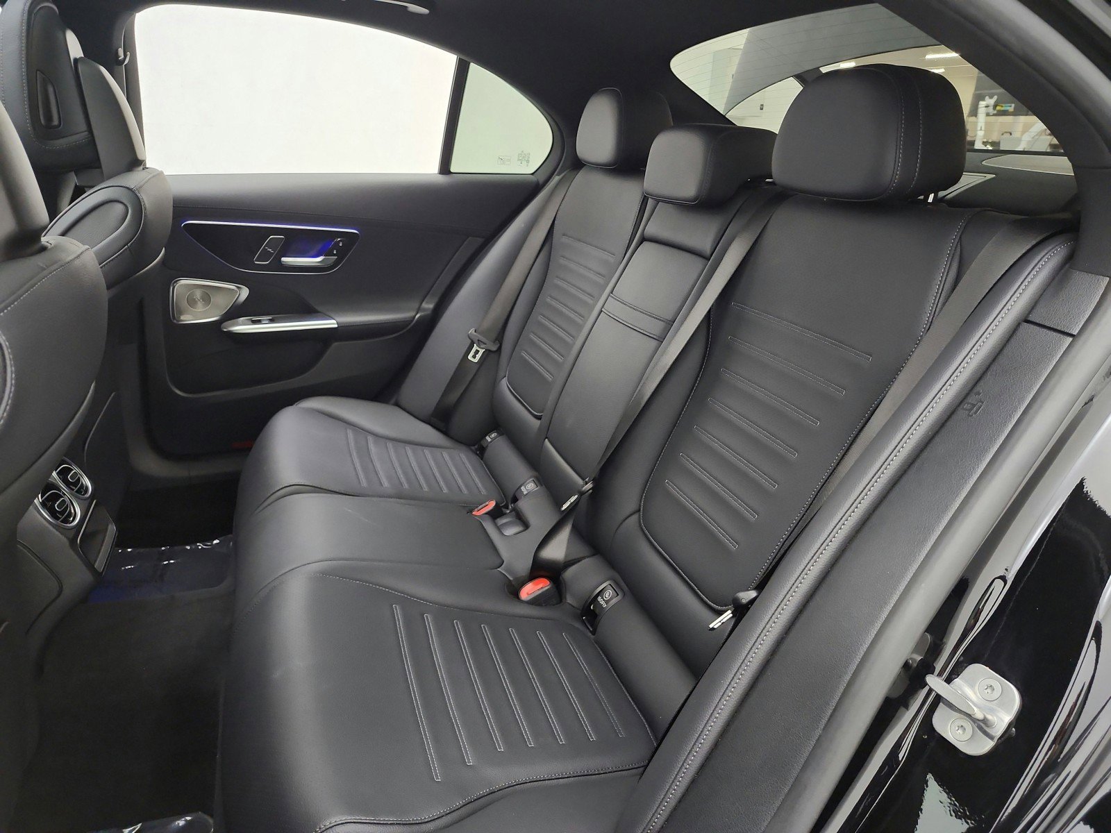 Used 2024 Mercedes-Benz C 300 Sedan image 15