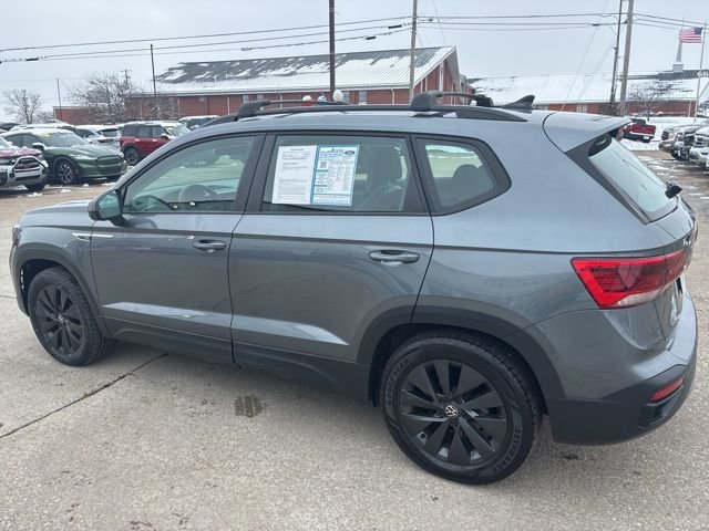 Used 2022 Volkswagen Taos S image 5