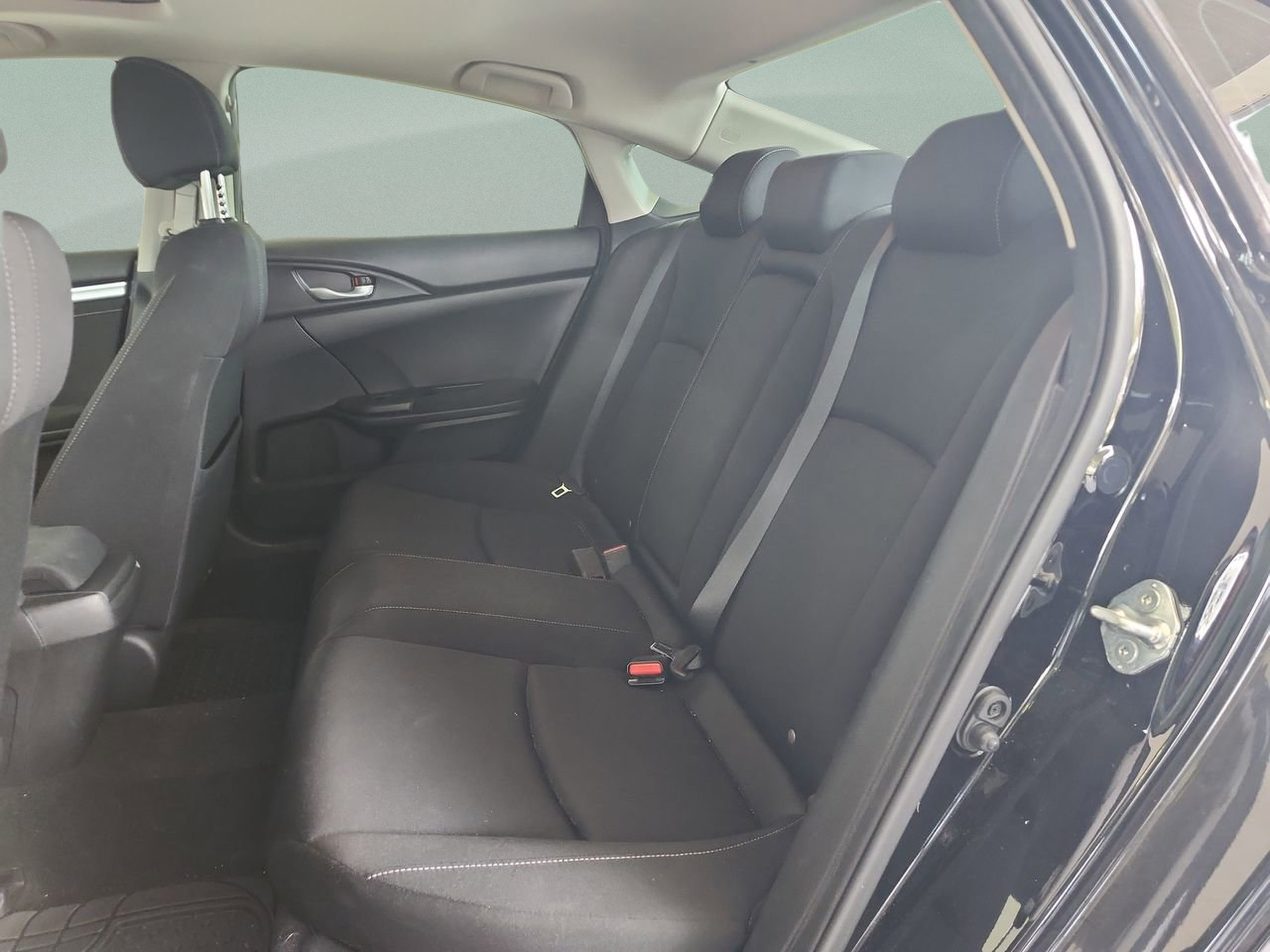 Used 2018 Honda Civic EX-T image 17