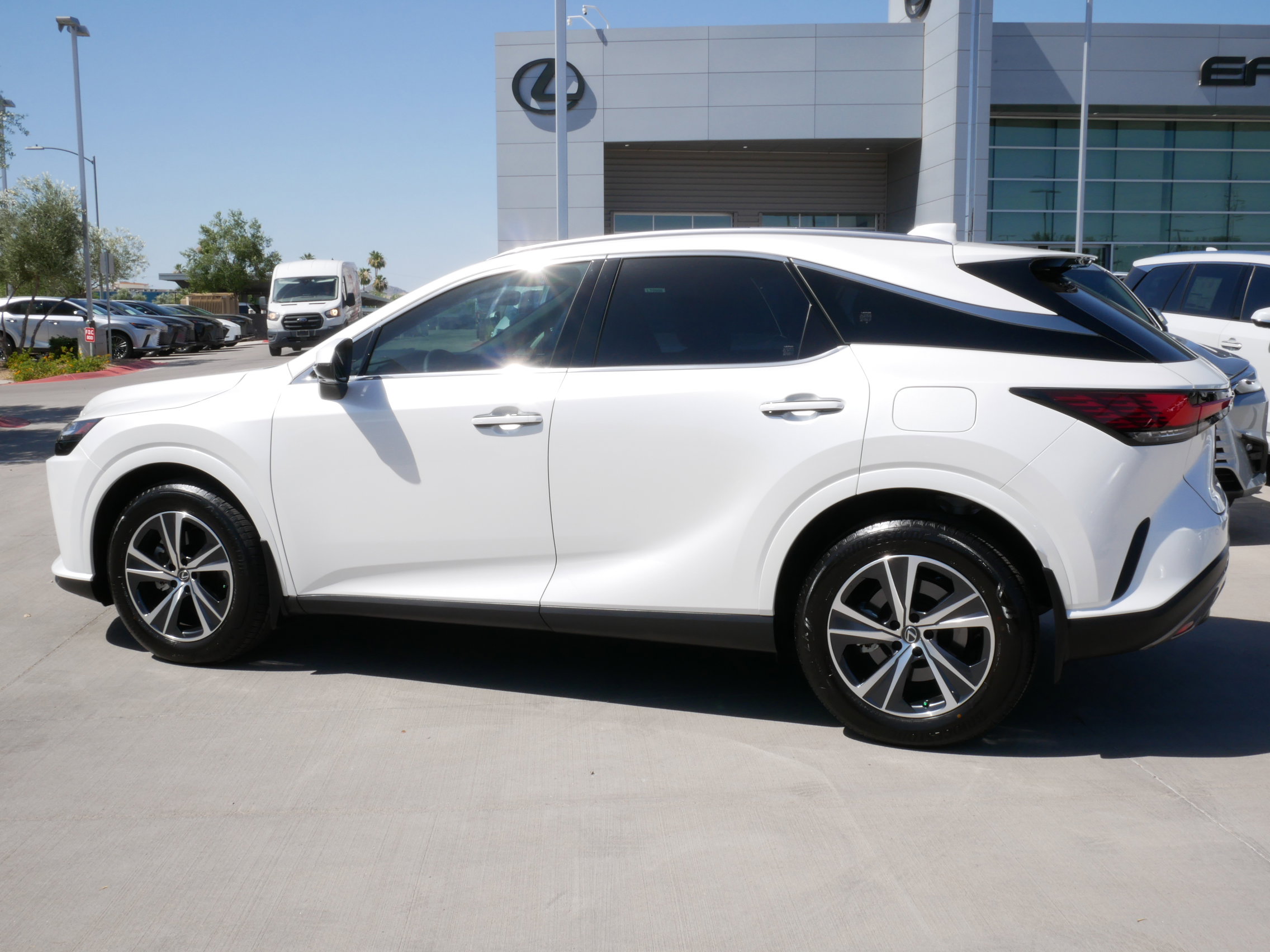Used 2025 Lexus RX 350 Premium FWD image 5