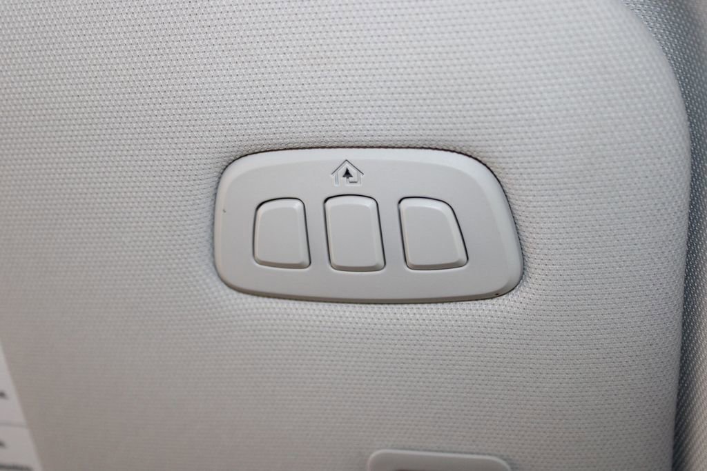 Used 2024 Lincoln Nautilus Reserve image 53