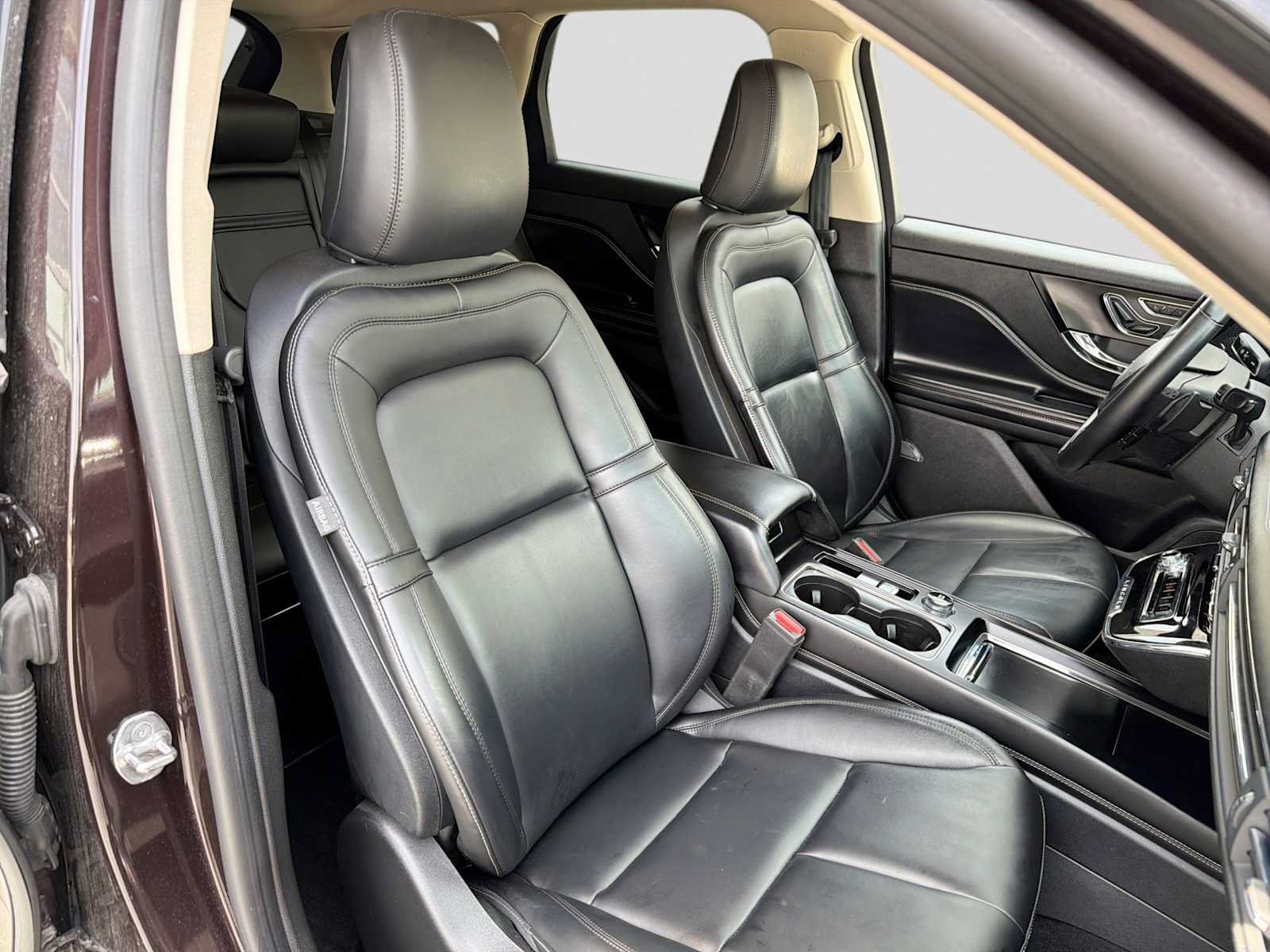 Used 2023 Lincoln Corsair FWD image 21