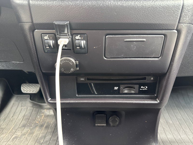 Used 2018 Toyota Sienna Limited Premium AWD/4WD image 22
