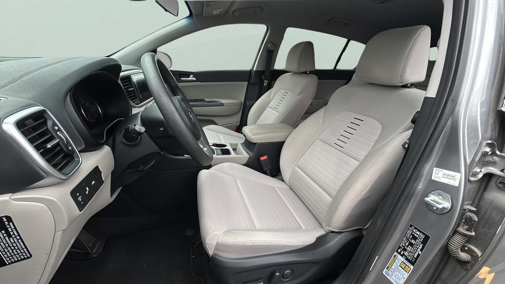 Used 2021 Kia Sportage LX w/ LX Fwd Popular Package image 14