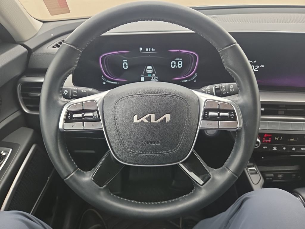 Used 2024 Kia Telluride S image 14