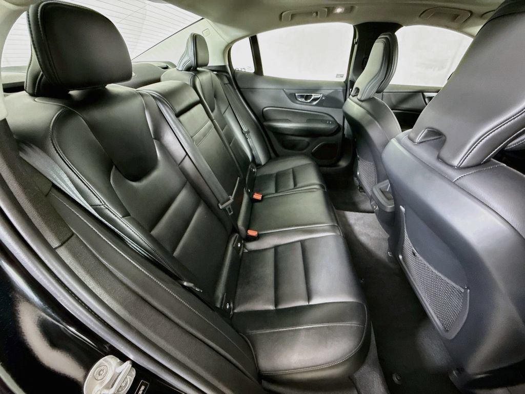Used 2024 Volvo S60 B5 Core FWD image 25