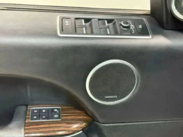 Used 2016 Land Rover Range Rover image 44