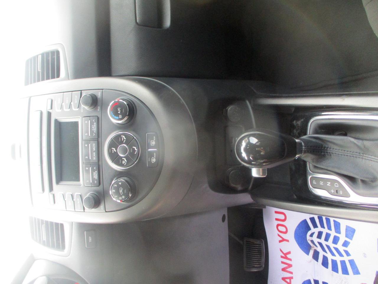Used 2013 Kia Soul + image 12